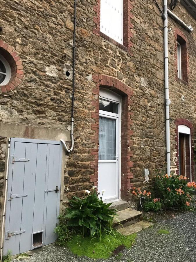 Grand Studio Au Coeur De Dinard A 1Min Du Marche Et 6Min Plage De L'Ecluse Apartment Exterior photo